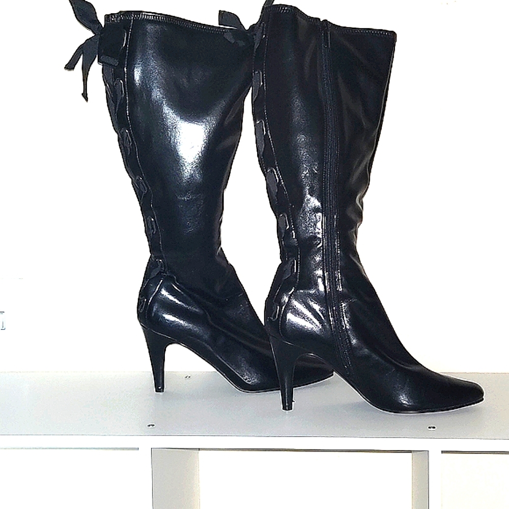 Bow Tie Boots